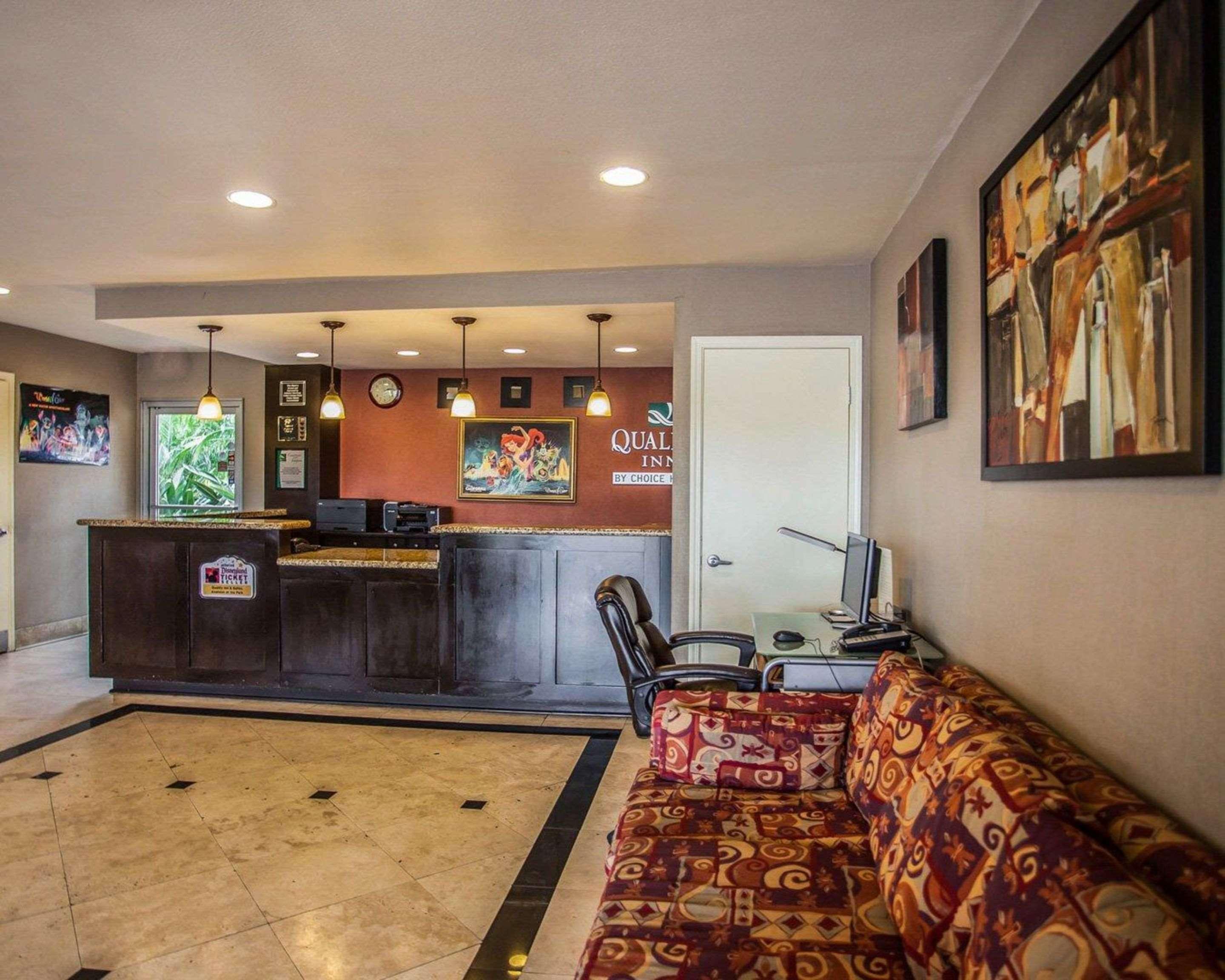 Quality Inn & Suites Anaheim At The Park Dış mekan fotoğraf