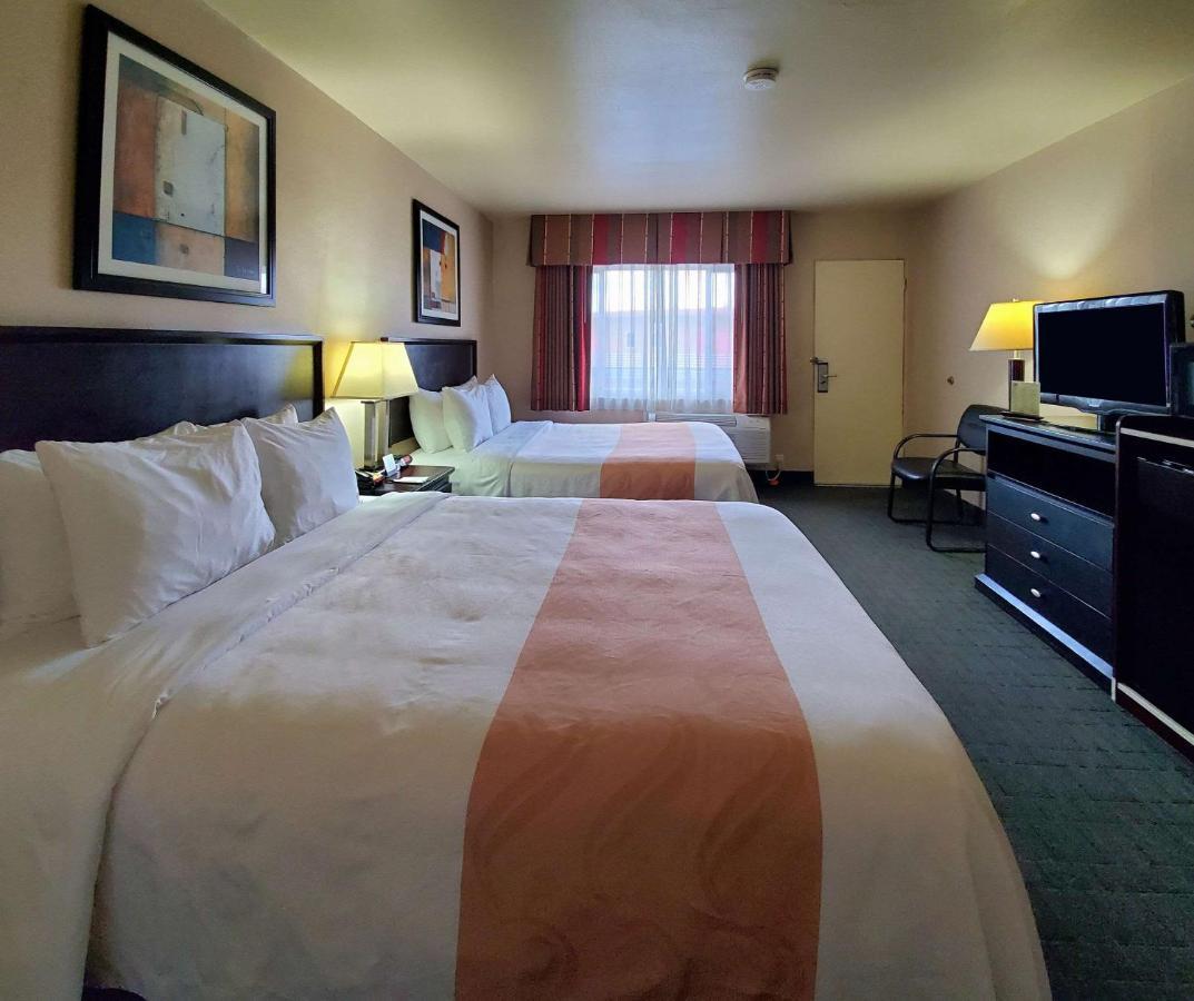 Quality Inn & Suites Anaheim At The Park Dış mekan fotoğraf