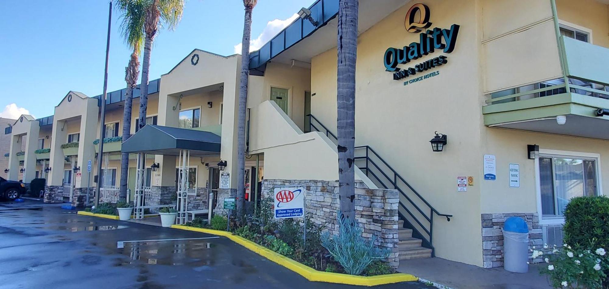 Quality Inn & Suites Anaheim At The Park Dış mekan fotoğraf