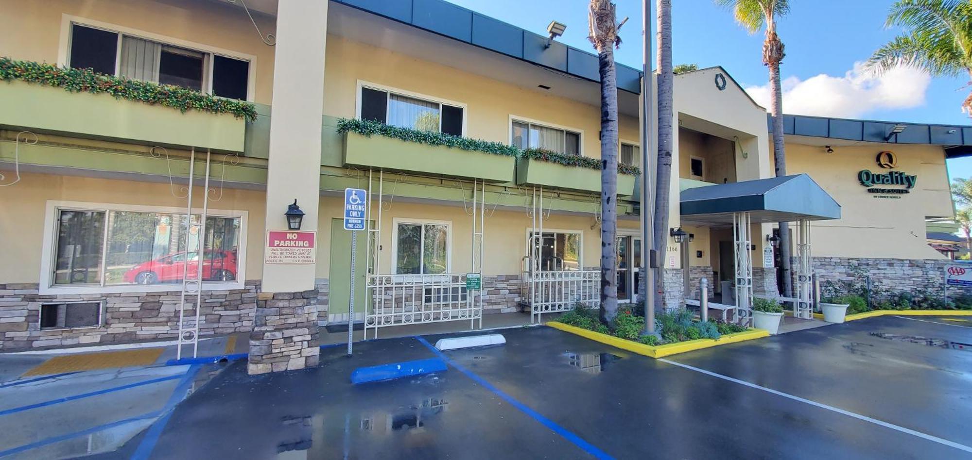 Quality Inn & Suites Anaheim At The Park Dış mekan fotoğraf